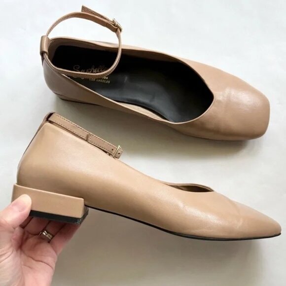 Seychelles Pumpkin Flat in Vacchetta Tan Leather - Picture 3 of 7